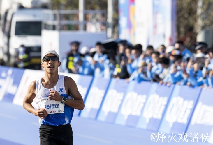 厦门马拉松：埃塞俄比亚选手实现男女项目卫冕